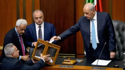 نبيه بري يدلي بصوته في انتخاب سابق للرئيس اللبناني