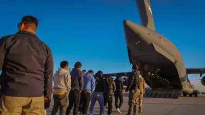 عملية ترحيل مهاجرين من أمريكا