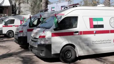 سيارات إسعاف إماراتية لغزة