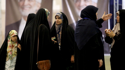 نساء إيرانيات
