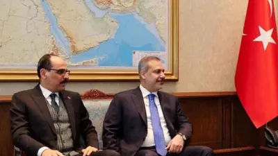 وزير الخارجية التركي ورئيس الاستخبارات التركي