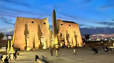 ساحة المعابد في الأقصر