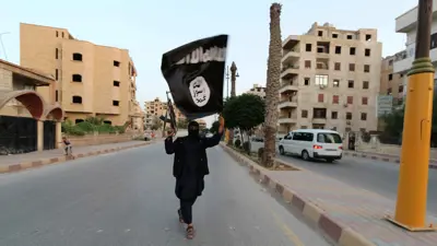 أحد عناصر تنظيم داعش في العراق