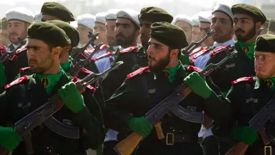 عناصر من الحرس الثوري