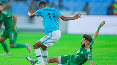 لاعب الأهلي طرابلس يتعرض لكسر خطير في مواجهة كأس الكونفدرالية (صورة)