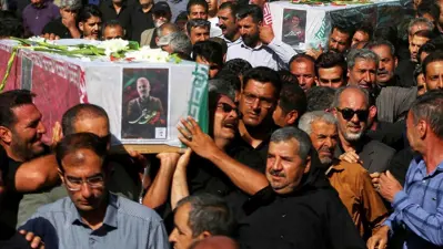 جنازات لقادة إيرانيين قتلوا في القصف الإسرائيلي