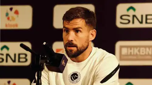 إينيغو مارتينيز مدافع النصر السعودي