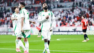 فراس البريكان يحتفل بهدفه في شباك الريان