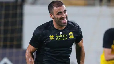 وليد الفراج يتوقع تقدم نادي النصر باحتجاج ضد مشاركة عبدالرزاق حمدالله بعد مباراة الاتحاد