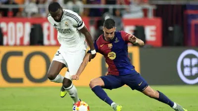 أنطونيو روديغر في مباراة ريال مدريد وبرشلونة