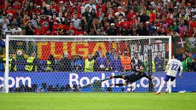 فرنسا تقصي البرتغال وتتأهل لمواجهة إسبانيا في نصف نهائي يورو 2024