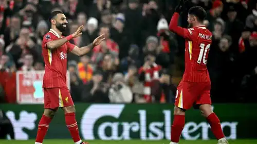 محمد صلاح مع ماك أليستر