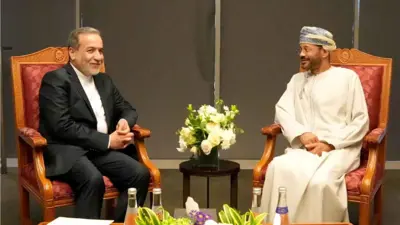 وزير خارجيتا عُمان  بدر البوسعيدي  وإيران عباس عراقجي