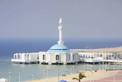 المسجد العائم في جدة