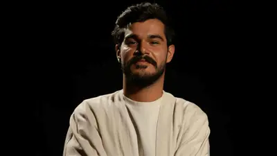 الفنان السوري خالد شباط
