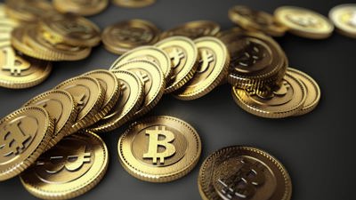 لأول مرة منذ عامين.. "بتكوين" تبلغ مستوى 50 ألف دولار