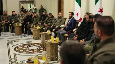 اجتماع الشرع مع وزير الدفاع وقادة الفصائل