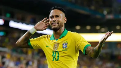 نيمار بقميص منتخب البرازيل