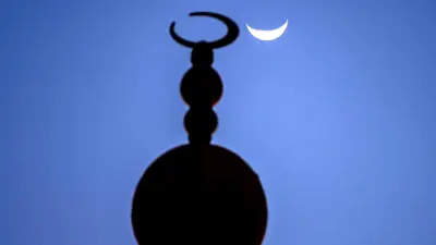 رصد الهلال