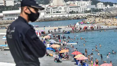 أحد شواطئ الجزائر 