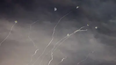 اعتراض رشقة صاروخية من نظام القبة الحديدية