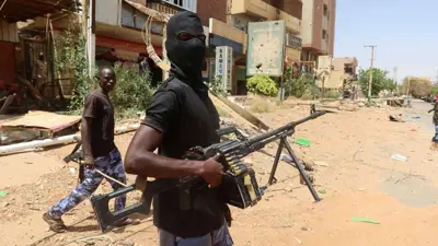 مقاتلون من ميليشيا البراء الإخوانية في السودان