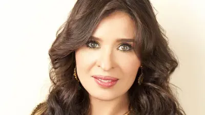 هل تجسد الفنانة المصرية دينا شخصية "السيدة زينب"؟