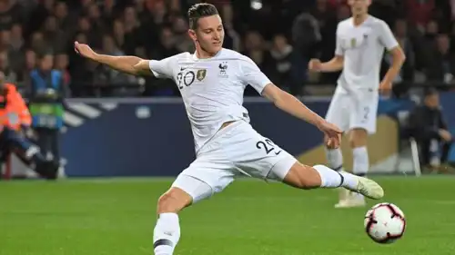 فلوريان توفان لاعب منتخب فرنسا