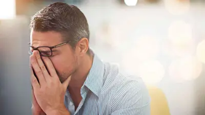 تعبيرية عن التوتر والضغط النفسي