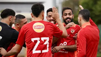كهربا في تدريبات الأهلي المصري