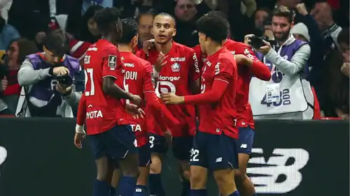 احتفال لاعبي ليل الفرنسي