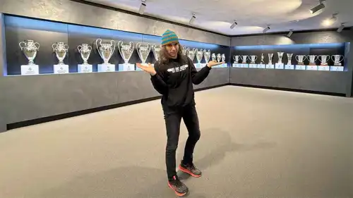 تشيما ألونسو في متحف ريال مدريد